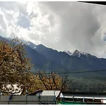 Blue Diamond Guest House,Pahalgam