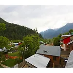 Hotel New Tourist Palace, Pahalgam