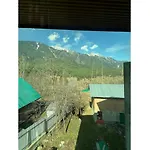Hotel Pine Green, Pahalgam