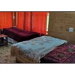 Kesar Hotel, Pahalgam