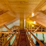 Stayvista At Maryam Cottage - Pet-Friendly Villa With Alfresco Dining, Bbq, Bonfire