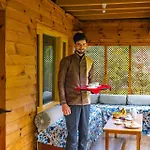 Stayvista At Maryam Cottage - Pet-Friendly Villa With Alfresco Dining, Bbq, Bonfire