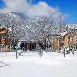 Lidder View Resorts