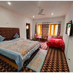 Resort Crown Plaza, Pahalgam
