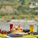 Hotel River View Resort