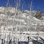 Dream River Resort