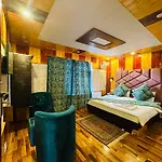 Hotel Jannat