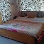 Hotel O Gulfam Palace