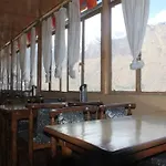 Hotel Mount View