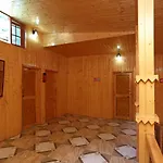 Oyo 9084 Hotel Tourist Palace