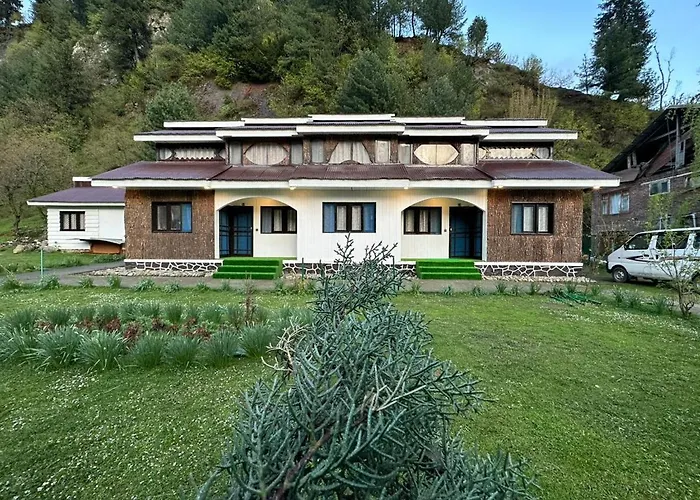 Waterfront Pine Pahalgam