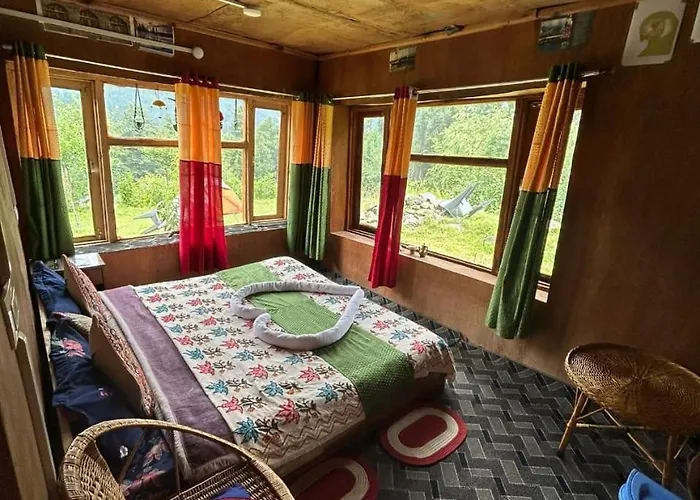 Freedom Palace Pahalgam