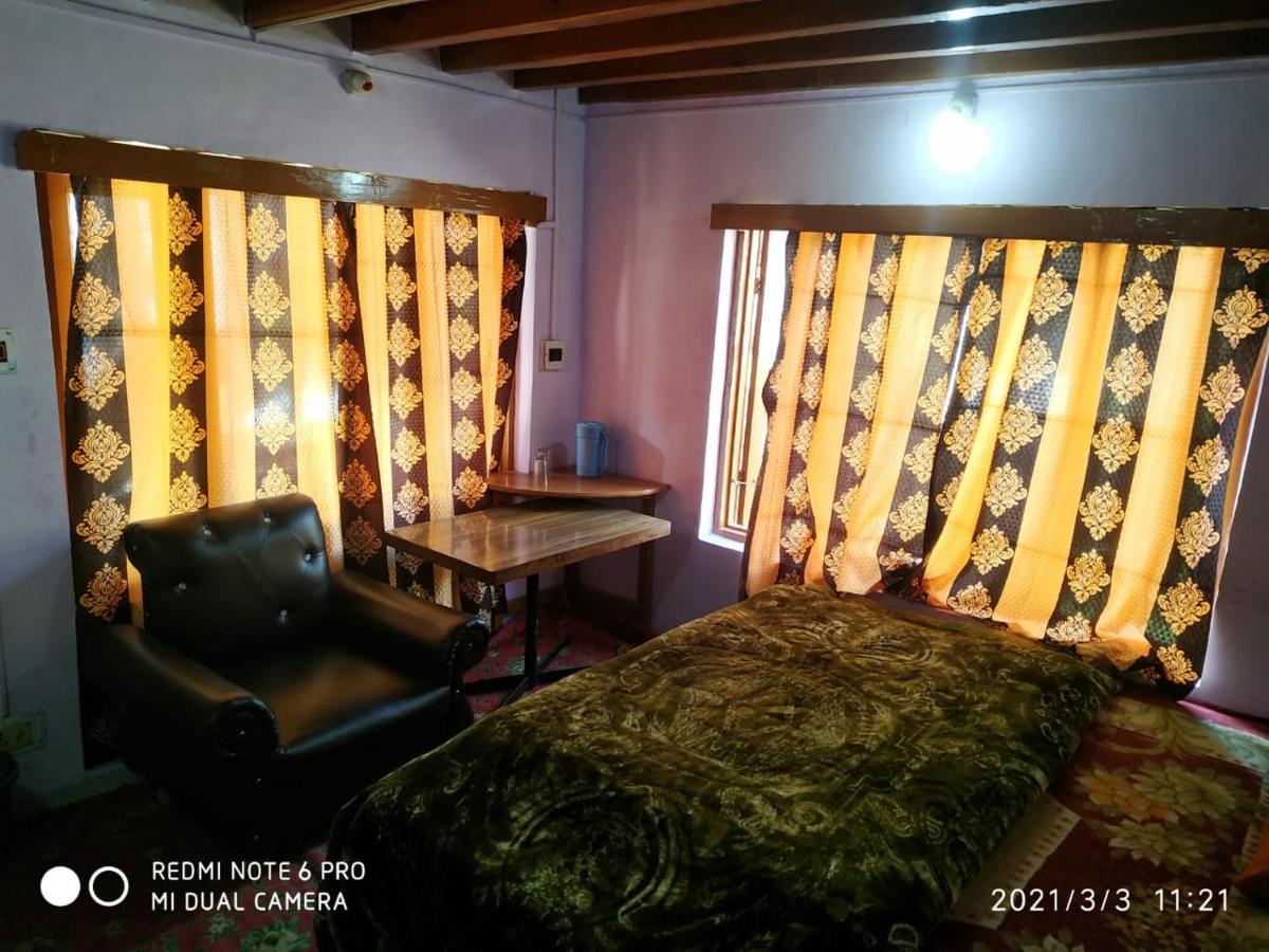 New Relax Inn, Pahalgam, 2 Km From Lidder Valley