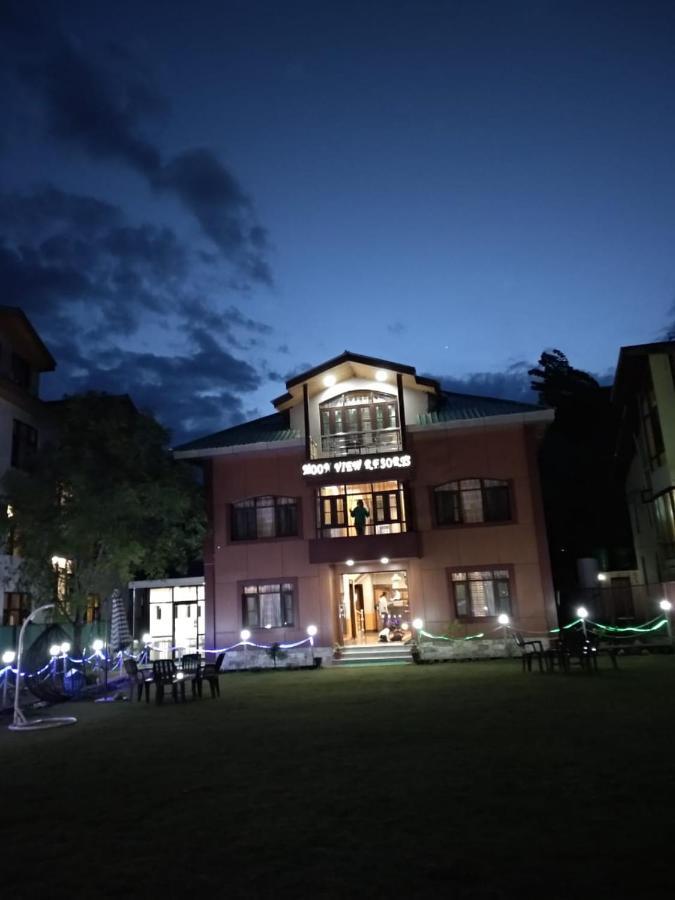 The Moon View Resort Resort *
