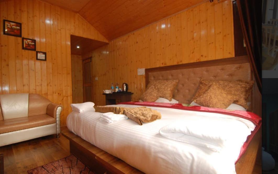 Tih The Home2 - Pahalgam 3*