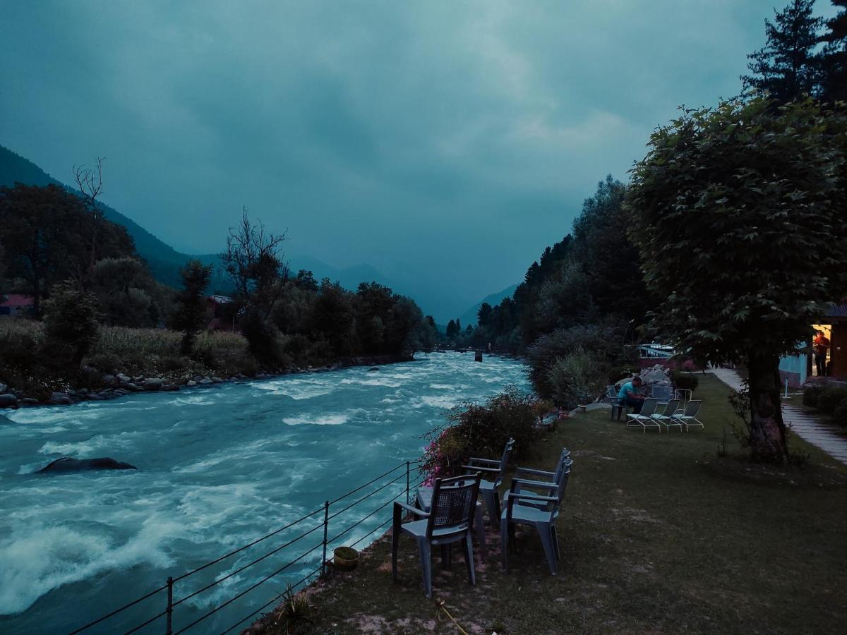 White House Pahalgam