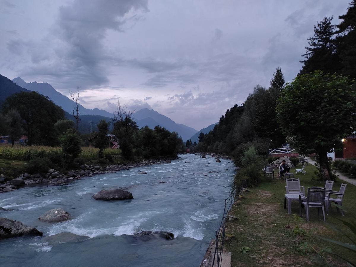 White House Hotel Pahalgam