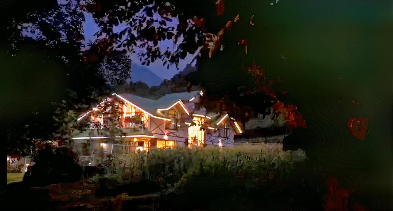 Six Seasons Pahalgam 4*