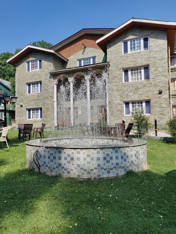 Outlook 3* Pahalgam