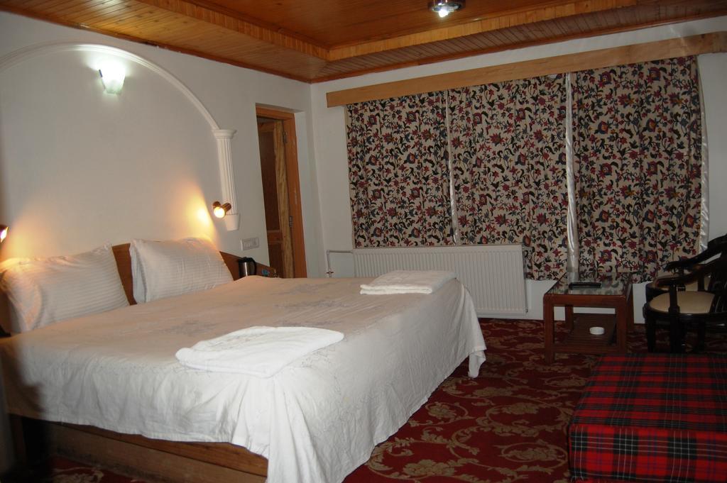 Hotel Paradise Pahalgam