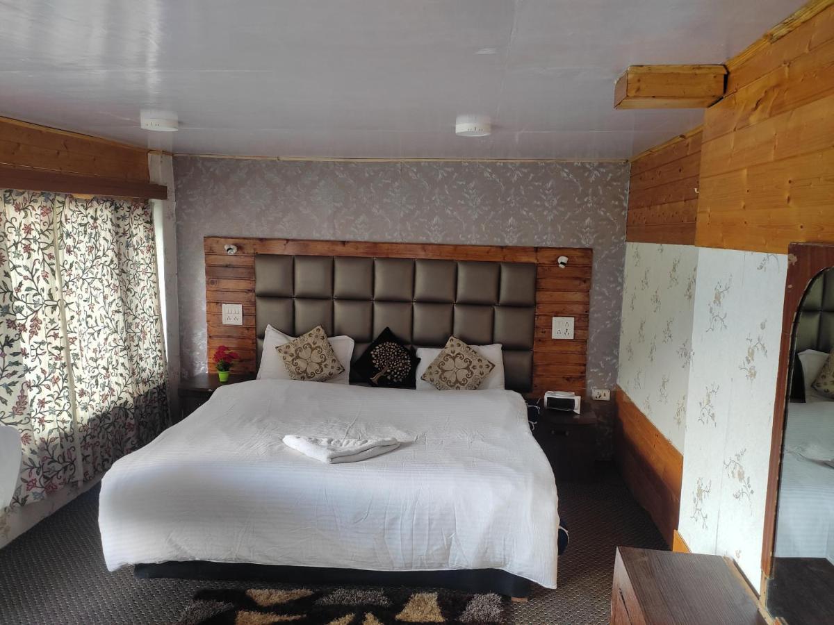 White House Hotel Pahalgam