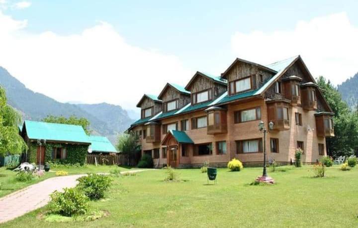 The Mansion Hotel Pahalgam
