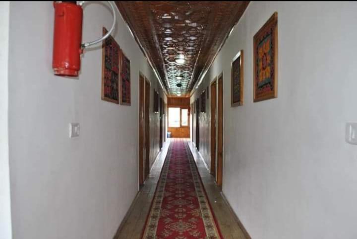 The Mansion Hotel 3*
