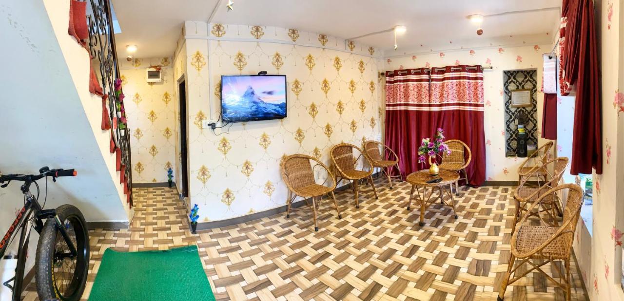 Aashiyana Guest House Hotel