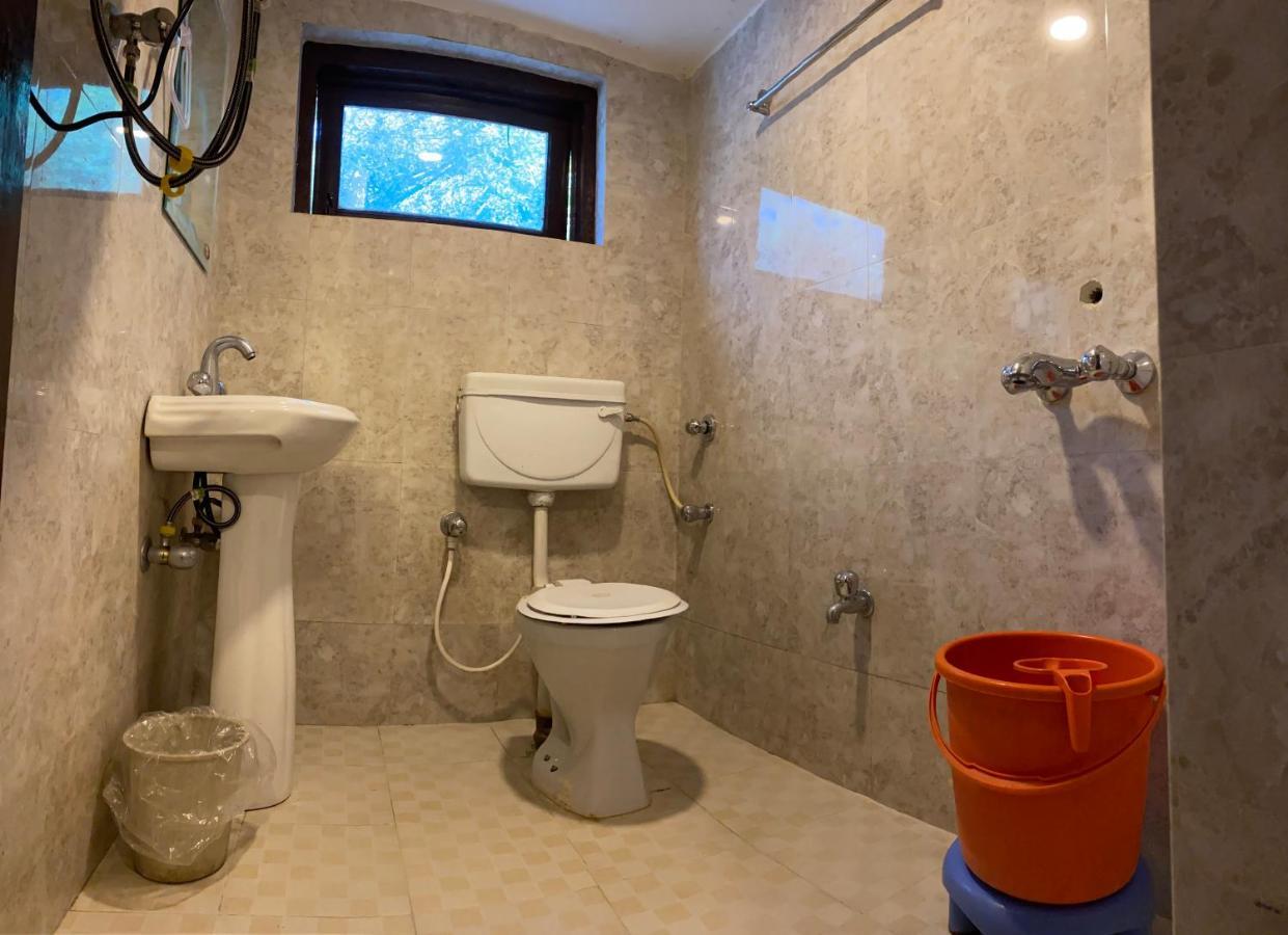 Hotel Aashiyana Guest House