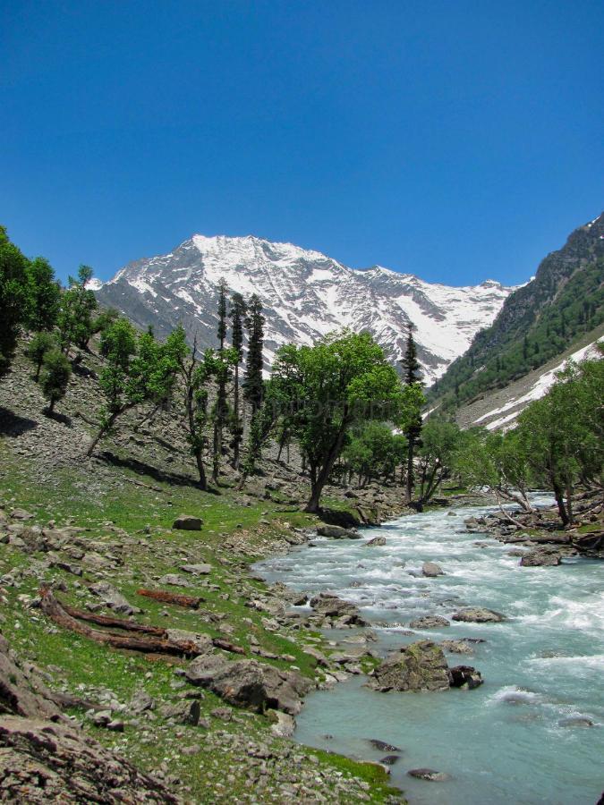 Kashmir Outlook Adventures * Pahalgam