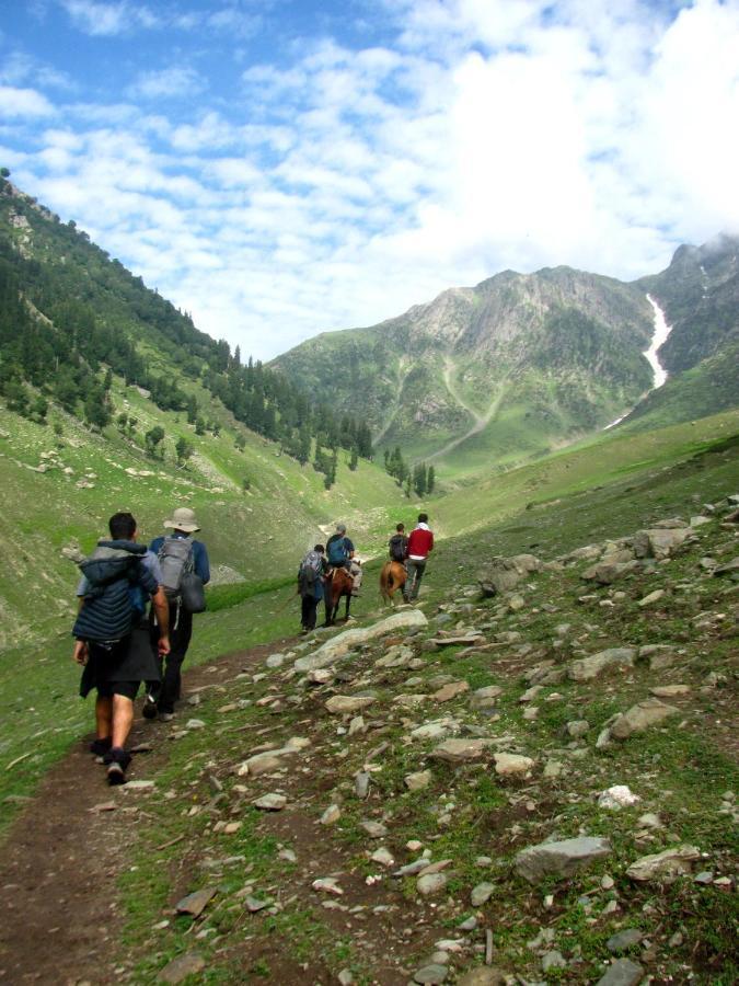 Kashmir Outlook Adventures * Pahalgam