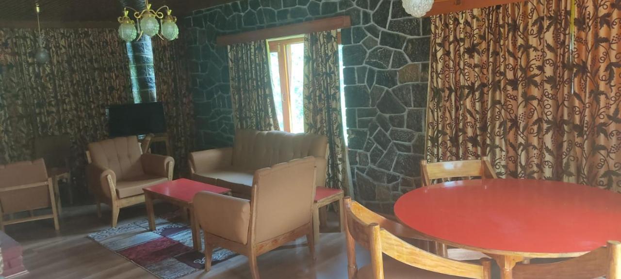 The Mansion 3*
