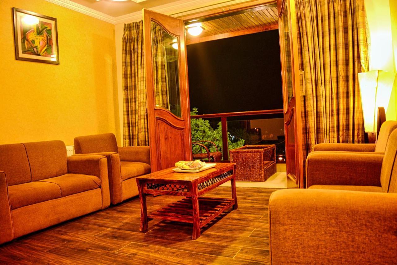 Hotel Pine Spring