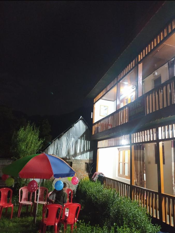 Mir * Pahalgam