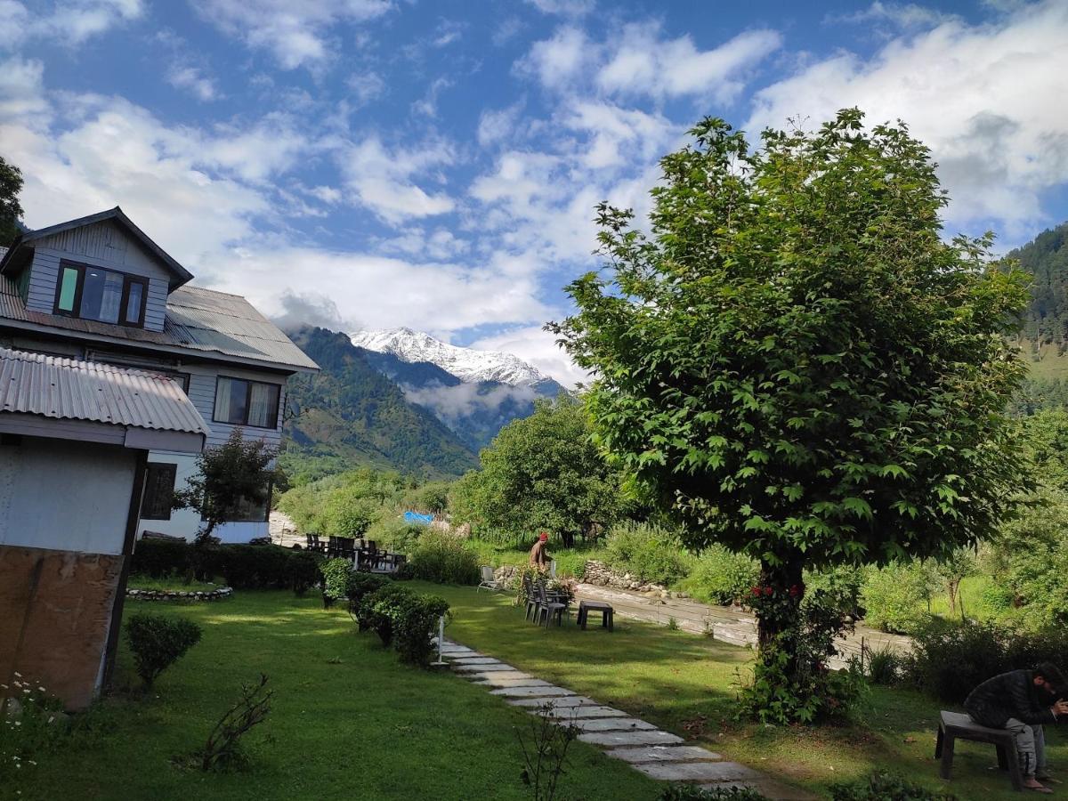 White House 3* Pahalgam