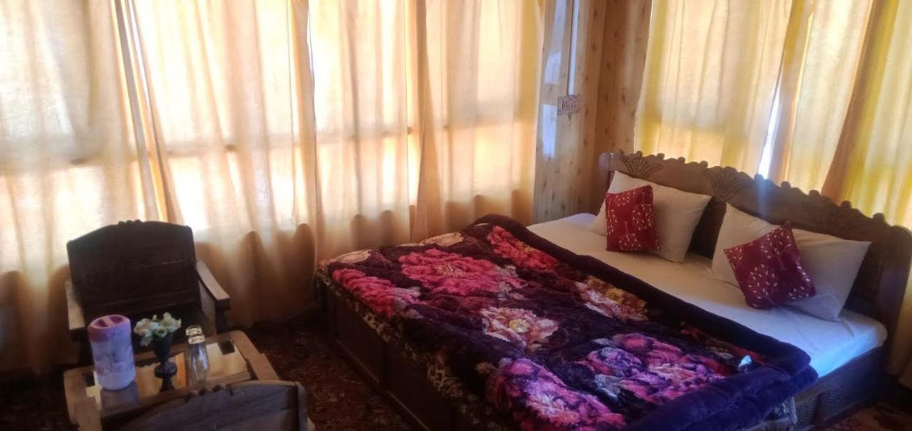 Guest house New Snow View *