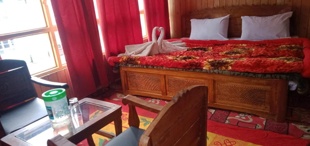 Guest house New Snow View Pahalgam