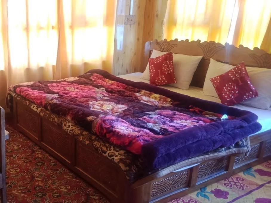 Guest house New Snow View Pahalgam