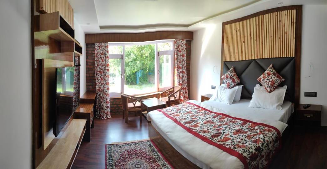 Lidder Palace Hotel Pahalgam