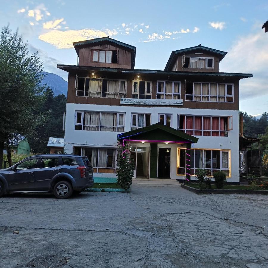 New Snow View Guest house *