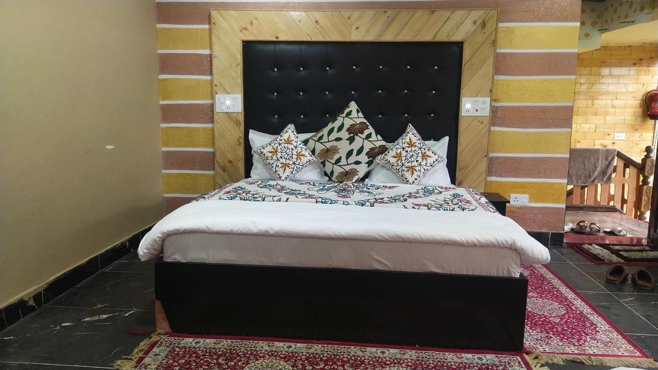 Hotel Seven Pahalgam