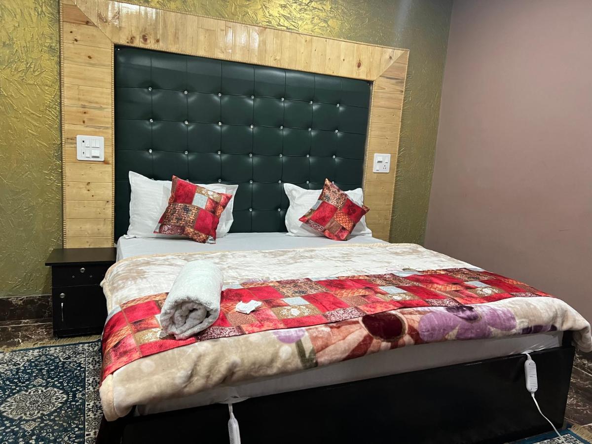 Hotel Seven 2*