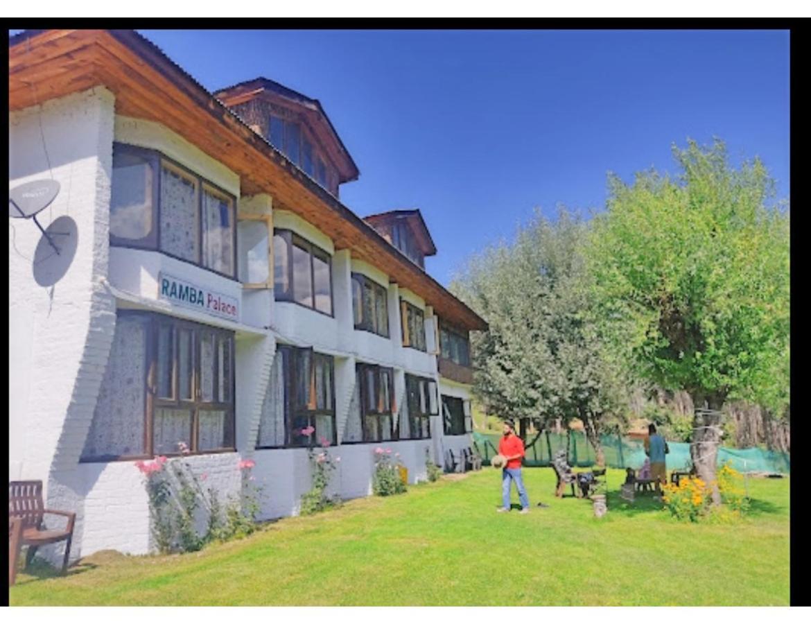 Ramba Palace, Homestay