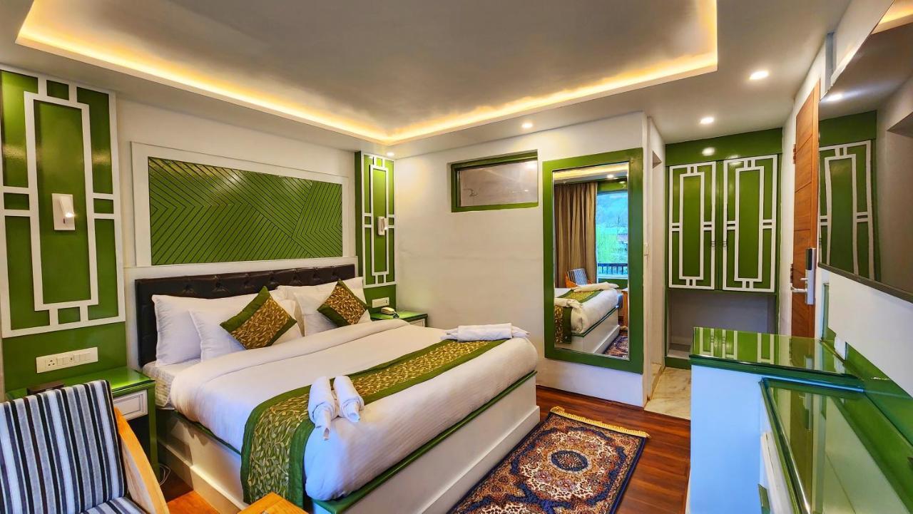Himalaya House * Pahalgam