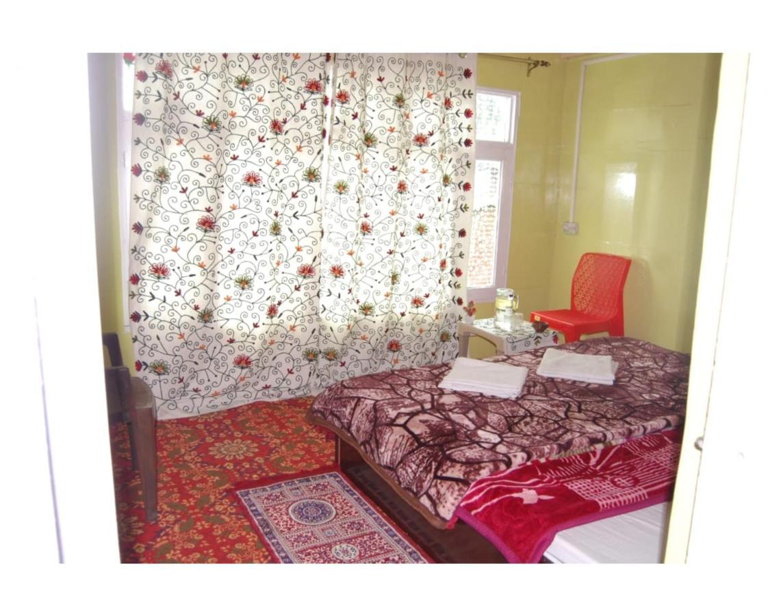 Sohail Stay, Pahalgam