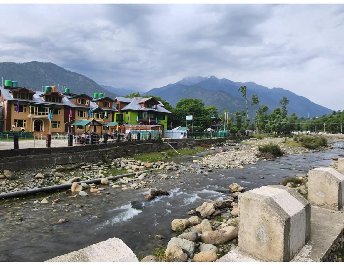 Grand Mala Resorts,