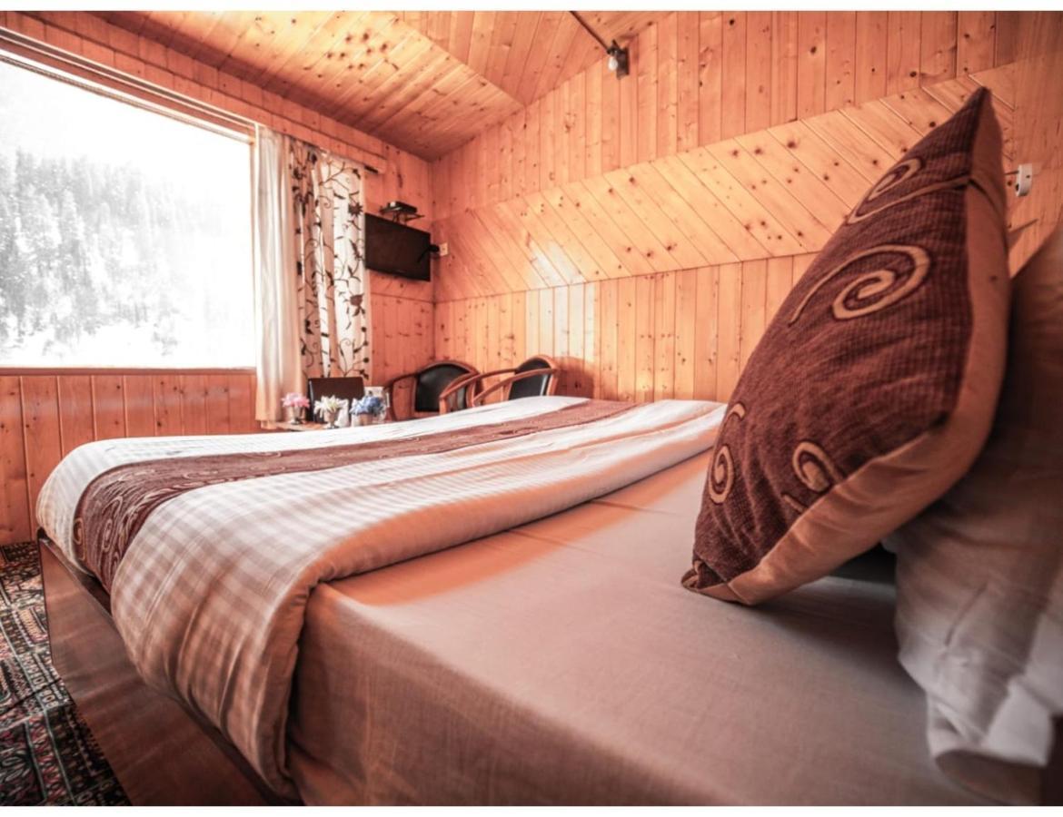 Tourist Palace, Homestay *
