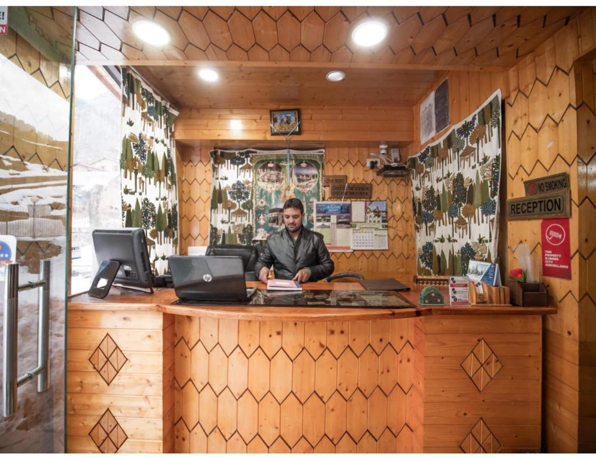 Tourist Palace, Pahalgam