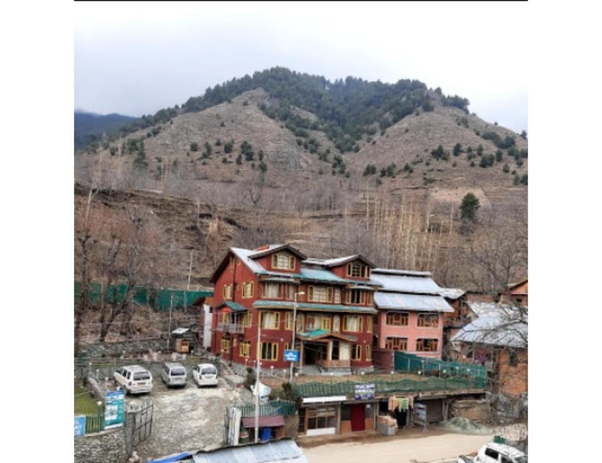 Homestay Tourist Palace,