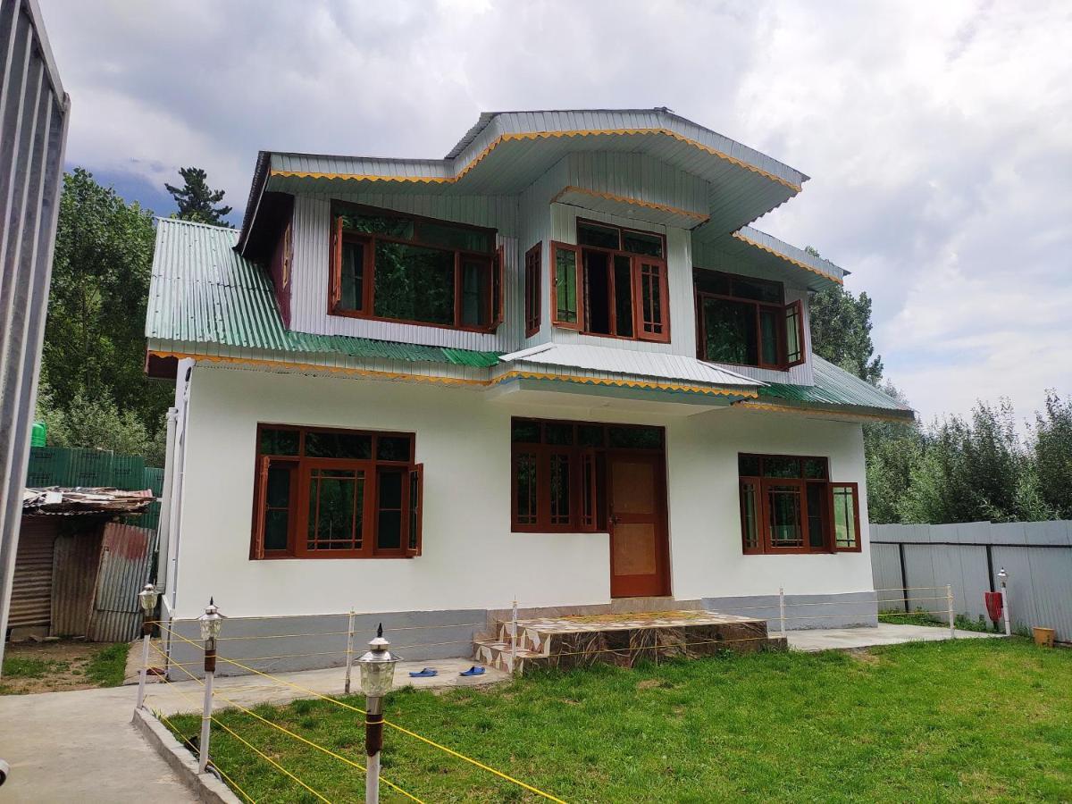 Dream River Resort 5*